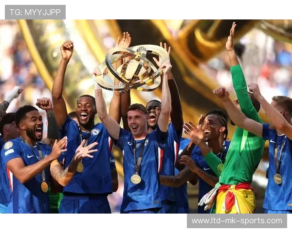 切尔西中场推进更加果断