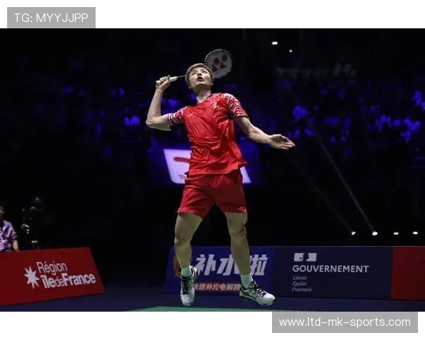 世界羽联颁奖石宇奇成年度最强男单